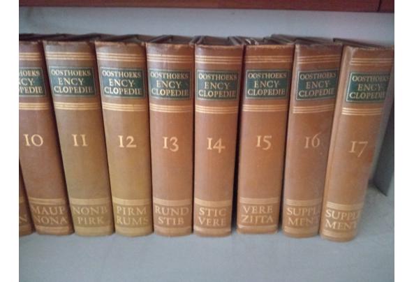 Oosthoek Encyclopedie 17 delen compleet - IMG_20221015_113034_2