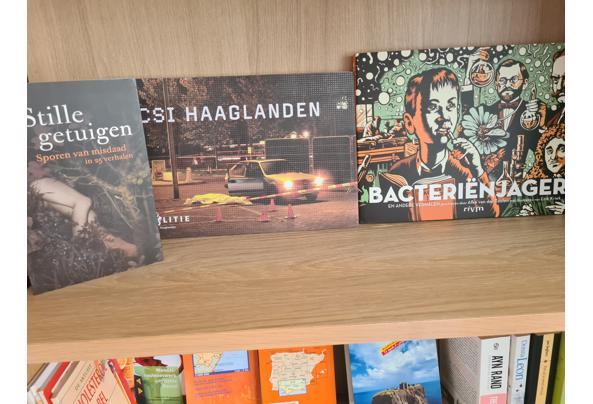 Boeken forensisch onderzoek - 17544761345643234782631048873244