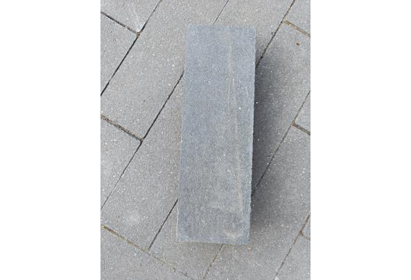Sier antraciet grijs Beton klinker 10 cm x 30 cm x 6 cm hoog. - IMG20260730090753