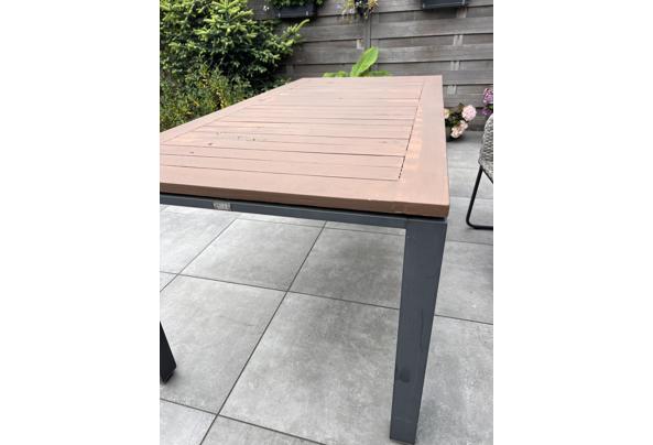 Tuintafel gratis af te halen - IMG_7461
