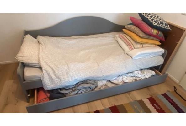 Grijze bedbank met opberglade, gedemonteerd - IMG_2767
