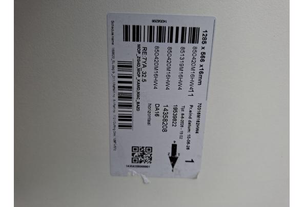 witte kast met 1 deur en 1 open vak. - 20260926_121749