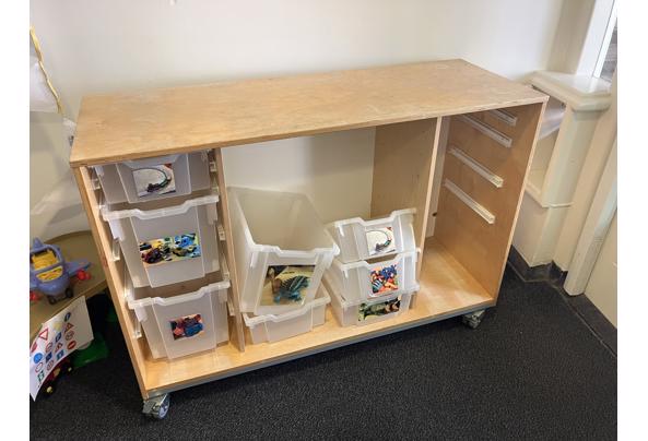 Kast op wieltjes gratis af te halen - Kast-1