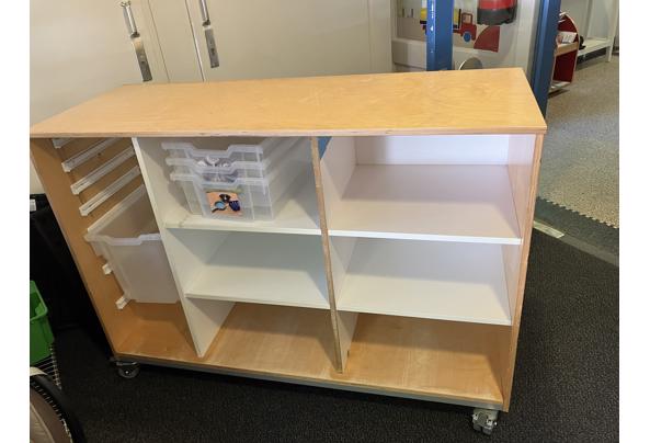 Kast op wieltjes gratis af te halen - Kast-2