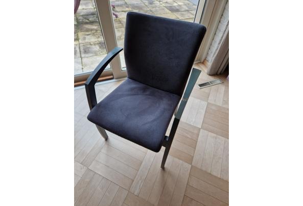 5 eetkamer stoelen - 20241217_103948