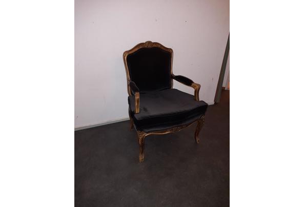 donkerblauwe fauteuil / stoel - 20240118_165223