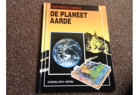 Boeken ; Onze Wereld Vandaag ; 16 Prachtige boeken, leerzaam - IMG_7018_637513960493529645