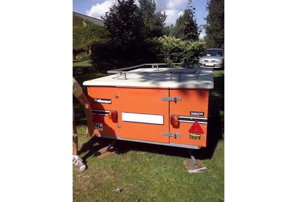 retro Holtkamper vouwwagen 1996, vandaag of morgen gratis af te halen, ritsen stuk en niet meer waterdicht - retro-holtkamper-vouwwagen