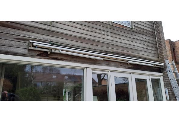 Oprol zonnescherm voor aan de muur. - Scherm--(4)
