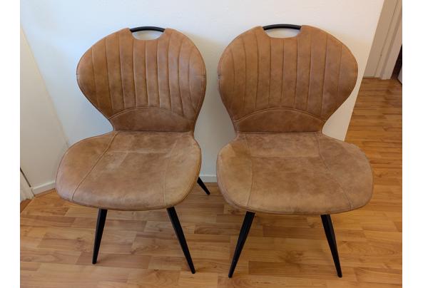 2 Cognac kleur eettafel stoelen - PXL_20260718_075841047