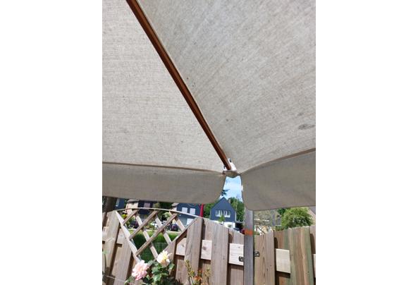 Parasol wit/ecru met houten parasolstok - 20210612_124133