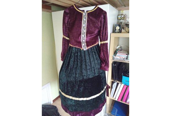 Verkleed jurk voor meisje van 8-10 jaar met hoepelrok - B635EF8B-3723-46C5-8F95-FFA78B086555.jpeg