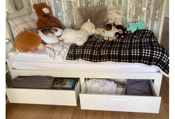 Wit Ikea houten uitschuifbed met twee lades 200* 80 cm - bed2