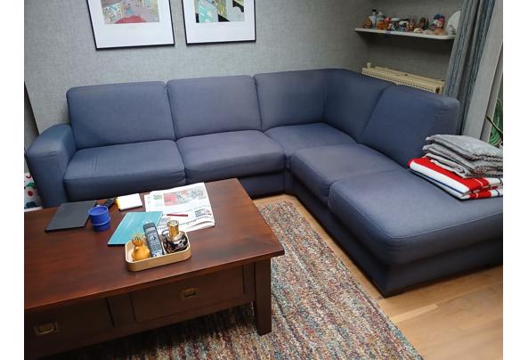 Hoekbank en salontafel - 20251103_144650