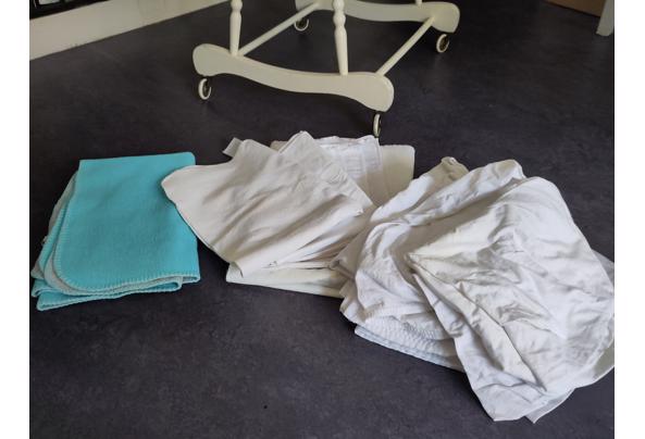 wieg met bekleding en beddengoed - beddengoed-baby