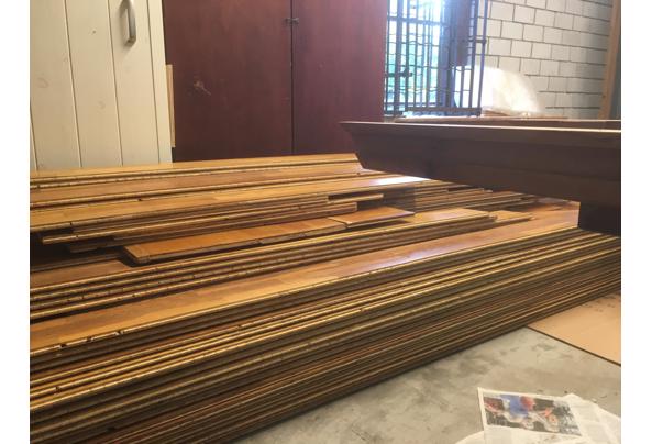 Gelakte eikenhouten parketvloer ca 50 m2 - 4AA51A8A-9EB3-4157-B388-9869EDC3F0F9