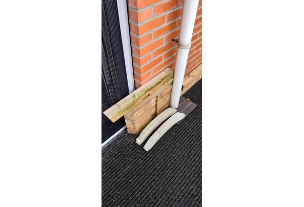 Pergola restanten niet gebruikt - 20250801_091348