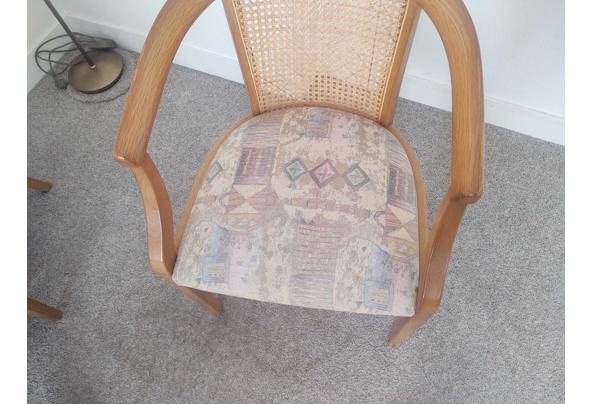 Houte stoelen (4x) met kussen zitvlak - WhatsApp-Image-2023-04-14-at-20-56-58(1)