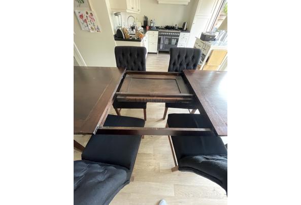 Uitschuifbare (van 2 naar 3 meter) donker eiken tafel - 4664DBE5-E148-452A-B0A7-758DE67193EC_1_105_c