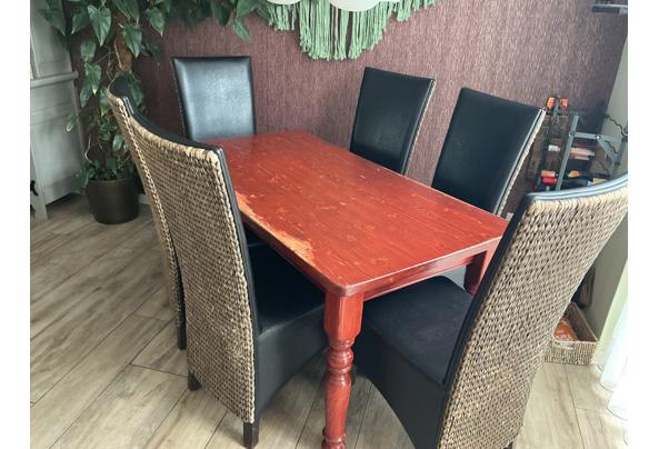 Gebruikte eethoek met 6 leuke stoelen - IMG_0255