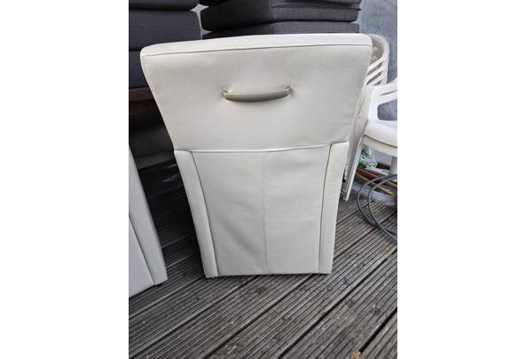 6 Eetkamerstoelen - WhatsApp-Image-2025-06-12-at-09-24-38-(1)