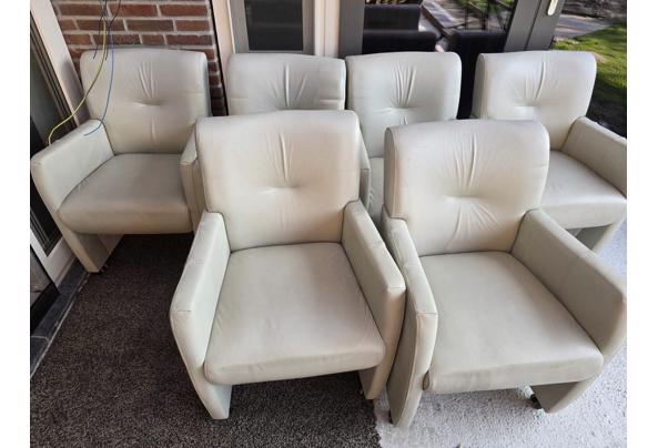 6 Eetkamerstoelen - WhatsApp-Image-2025-06-12-at-09-24-38
