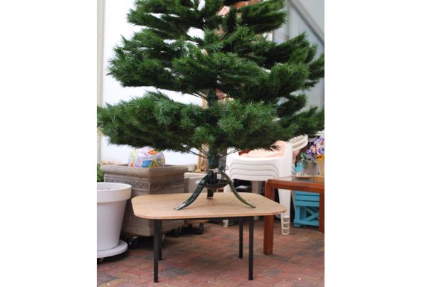 Kerstboom met tafeltje - BHoom-3