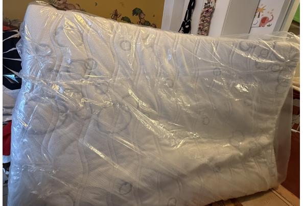 Matras 140x200  (Zo goed als nieuw) - IMG_0162