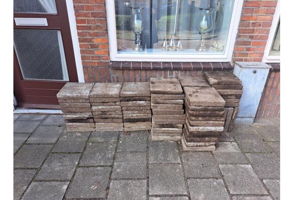 Betontegels 70 stuks 30x30  - 20260218_123633