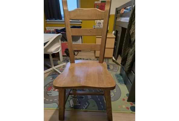 Acht eiken eetkamerstoelen  - IMG20241122133658