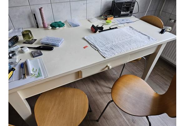 Keukentafel, degelijk om op te knappen - 20260207_142722