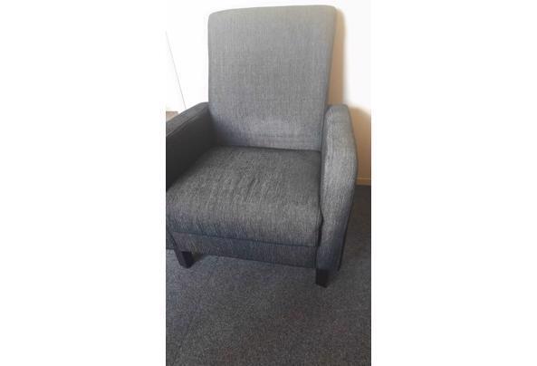 Grijze fauteuil  - WhatsApp-Image-2024-06-29-at-12-27-46