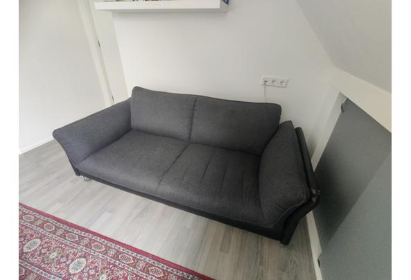 zwartgrijze bank, 2,5 zits - IMG_20251117_094911