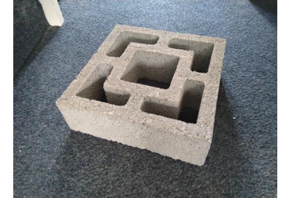 Betonblokken en klinkers - IMG_20230304_132020