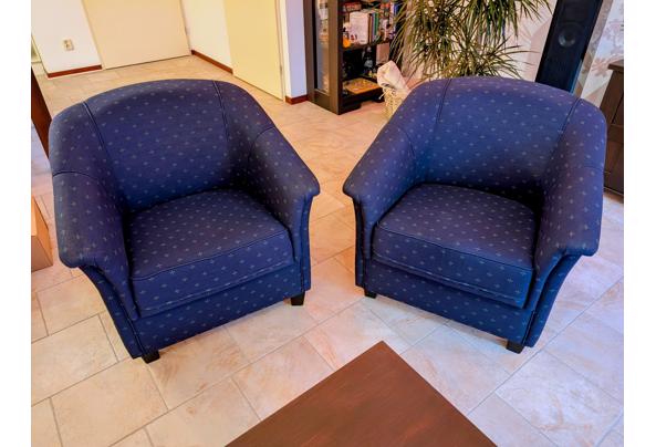 2 blauwe fauteuils, vintage, stof - PXL_20251123_150555300~2