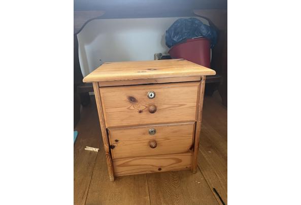 Nachtkastje - IMG_1372