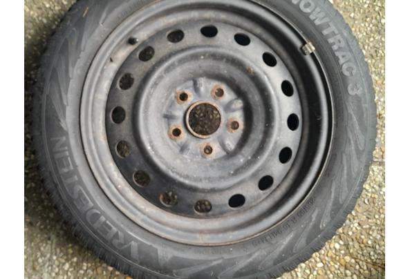 Winterbanden 205x55/R16  met velg - Banden-(1)