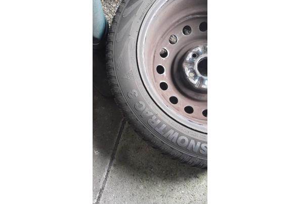 Winterbanden 205x55/R16  met velg - Banden-(3)-(1)