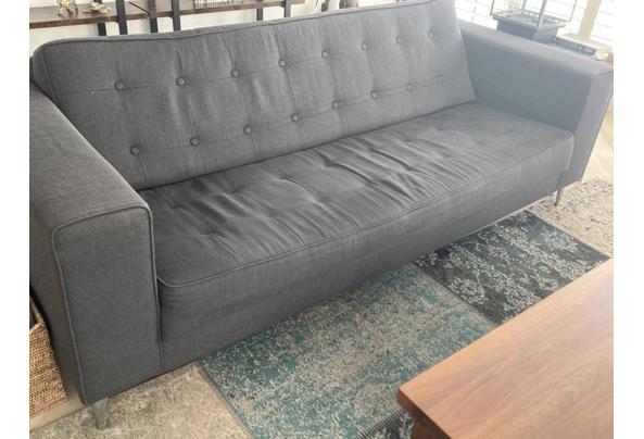 3-zits bank, grijs, geen slijtplekken of kapot. Breedte 220 cm - AD728673-BD94-400E-BE69-295406C9E0F7