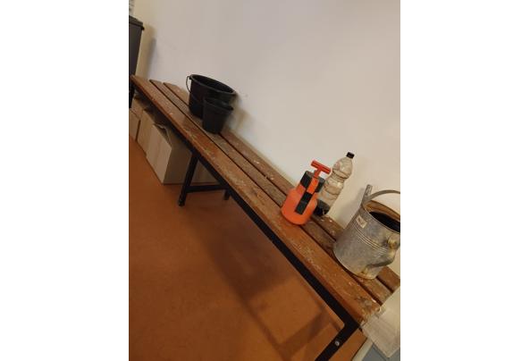 Bankje van metaal en hout - bank