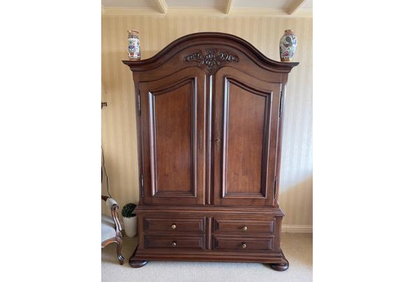 Massief eiken kast. Bestaat uit 2 delen. - IMG_4645