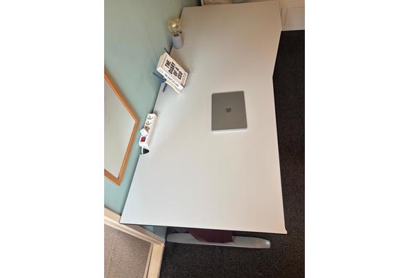 Bureau 200x80cm - WhatsApp-Image-2025-10-01-at-19-49-34