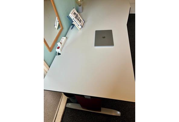 Bureau 200x80cm - WhatsApp-Image-2025-10-01-at-19-49-35-(1)
