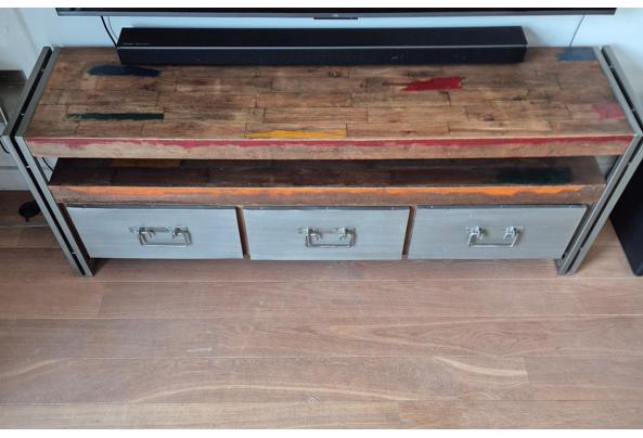 TV meubel industrieel - fc0abe0e-6c24-4bd5-99fe-c2844dbced1f