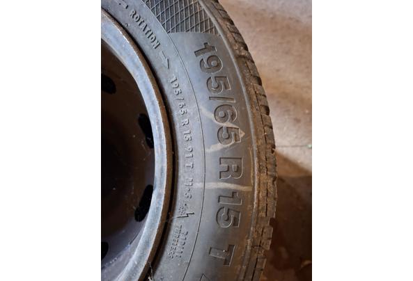 4 winterbanden 195/65R15T - 20250913_115041