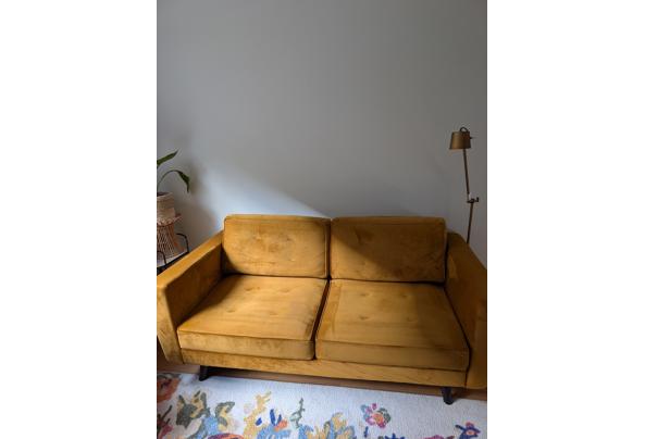 Velours Oker gele 2,5 zits - PXL_20251024_112530316 Velours Oker gele 2,5 zits - PXL_20251024_112530316