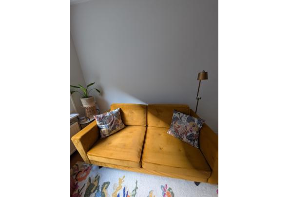 Velours Oker gele 2,5 zits - PXL_20251024_112636704 Velours Oker gele 2,5 zits - PXL_20251024_112636704