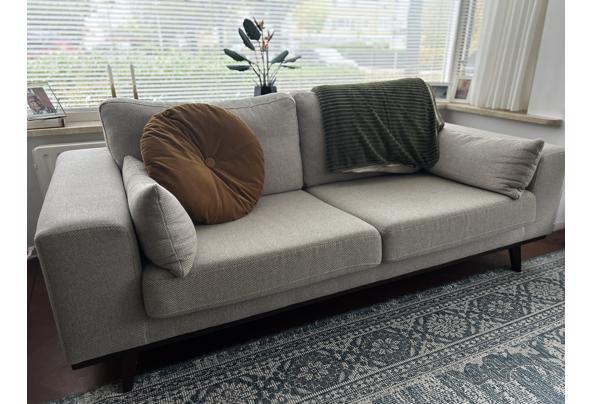 Beige stoffen bank - 2,5 zits - goede staat - IMG_0736