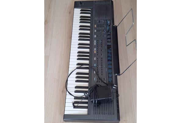 Roland Keyboard  - 17367659688047465953245464178491