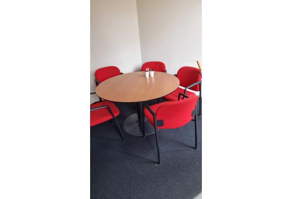 Bureaus stoelen en tafels - IMG-20240618-WA0005